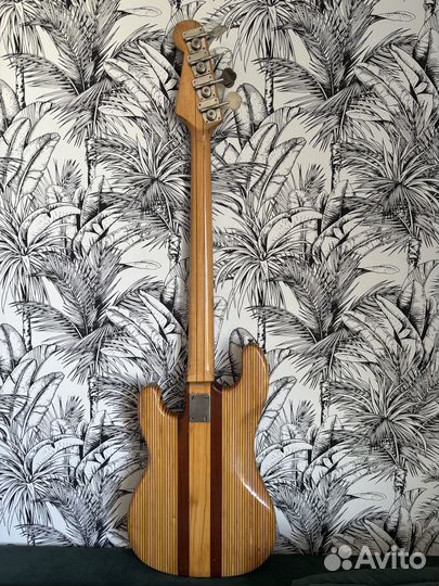 Басс гитара 4 струны fender bass