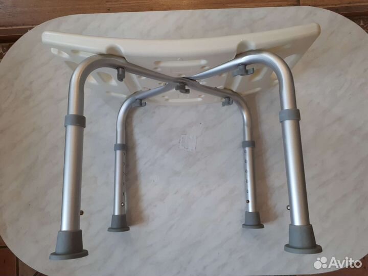 Стул Титан для ванной и для душа