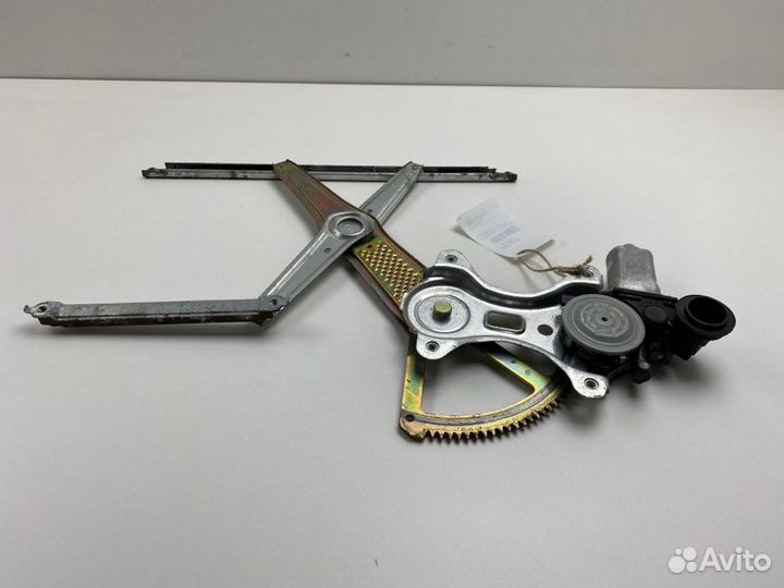Стеклоподъемный механизм передний левый Toyota