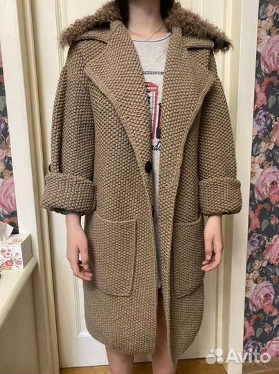 Вязаное пальто женское длинное