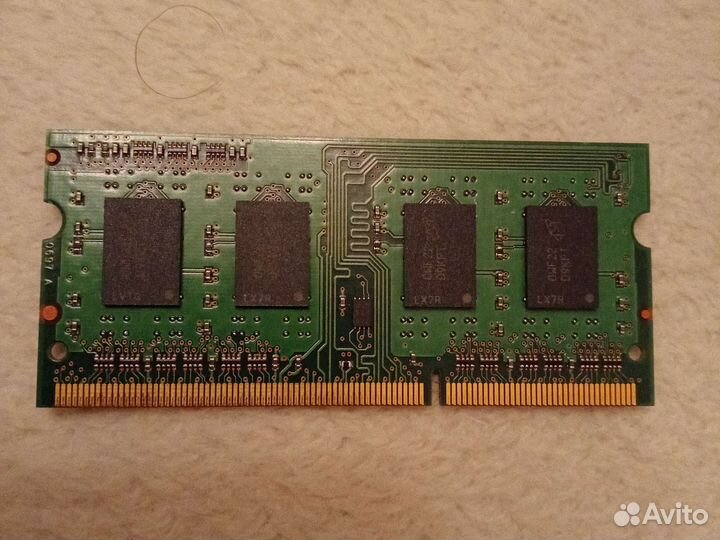 Оперативная память DDR3 sodimm: 1Gb PC3-8500S и 2G
