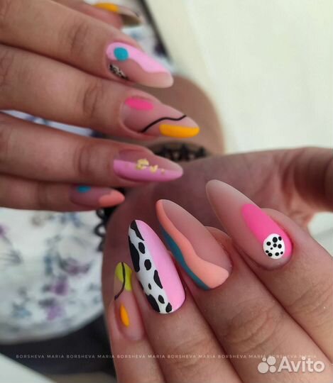 Маникюр, педикюр, наращивание ногтей