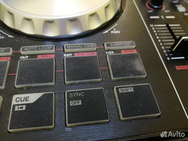 DJ контроллер Pioneer DDJ-SB2