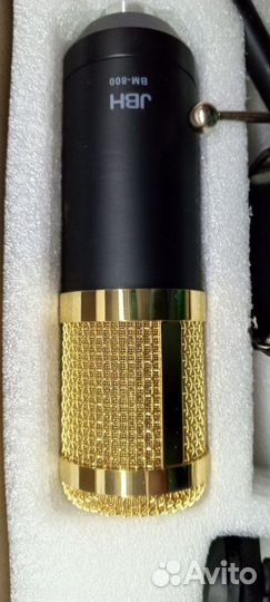 Студийный конденсаторный микрофон JBH