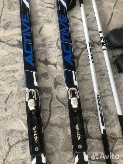 Лыжы,палки,ботинки