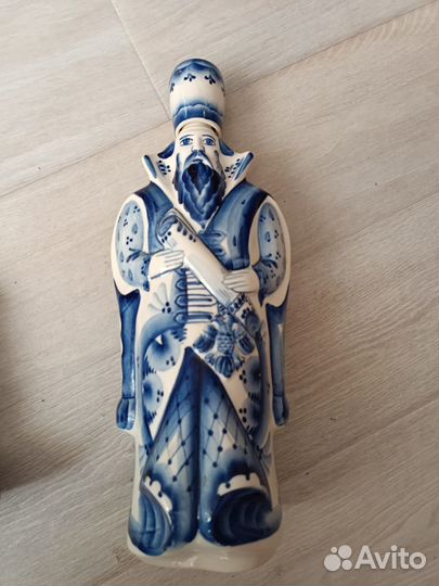 Фарфоровые статуэтки ручной работы Гжель