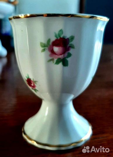 Пашотница, подставка для яйца. Англия