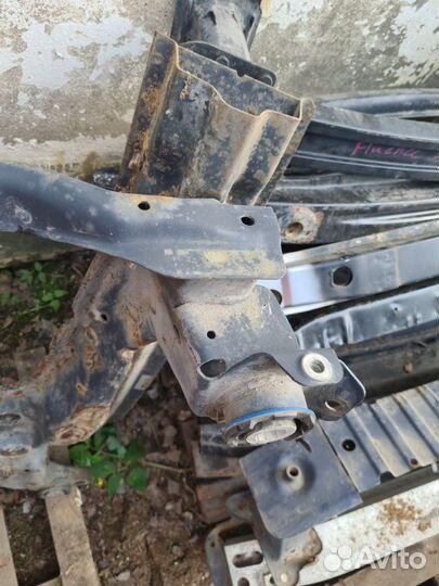 Подрамник передний Volvo S80 2 2.5 T 2012