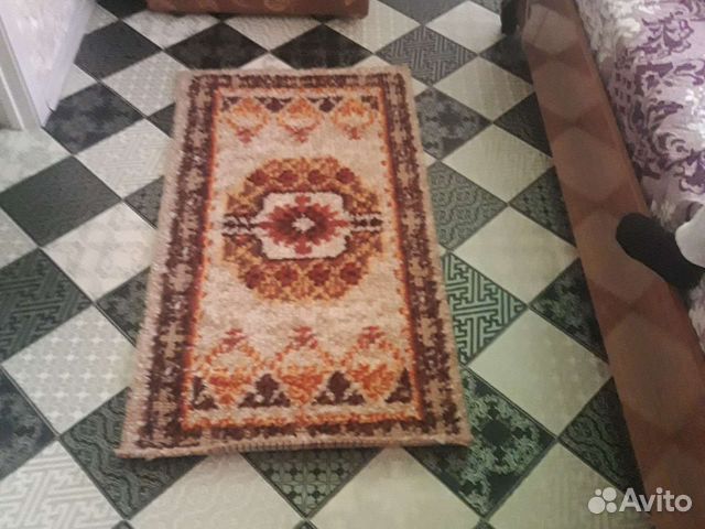 Ковер шерстяной новый
