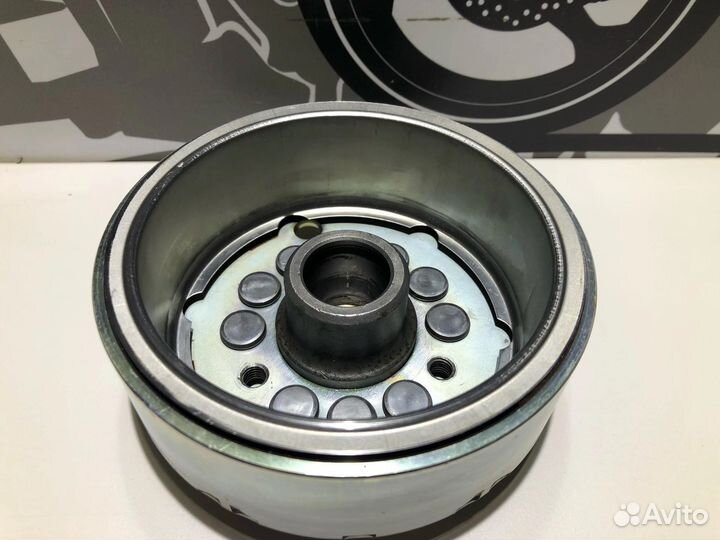 Ротор генератора Suzuki GSX-R 400 R (GK76A) 1995г