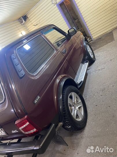 LADA 4x4 (Нива) 1.7 МТ, 2010, 120 000 км