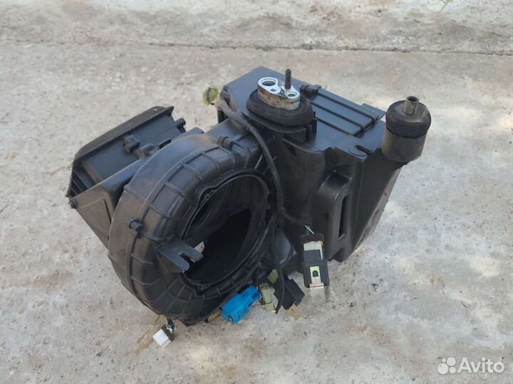 Испаритель радиатор кондиционер Kia Sportage 1