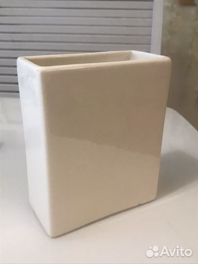 Дизайнерская ваза керамика Швеция