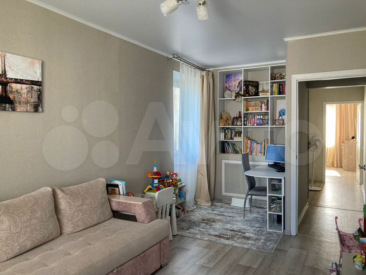 2-к. квартира, 56,9 м², 8/10 эт.