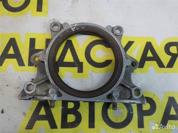 Крышка коленвала задняя Toyota Yaris (XP10) 1999