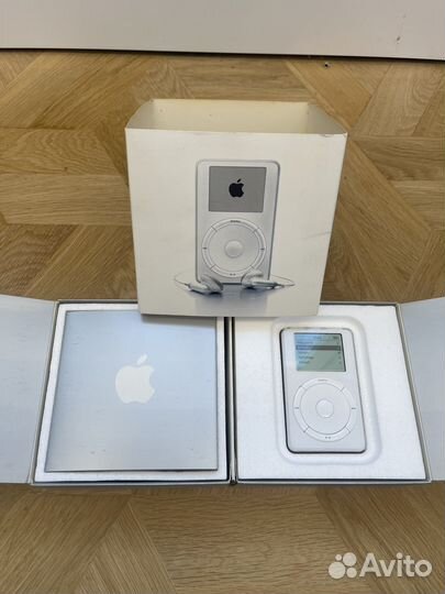 Apple iPod Classic 2001 год (1-ое поколение)