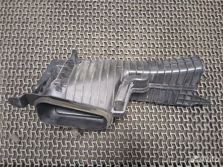 Воздуховод Infiniti QX56, 2012