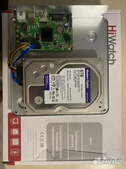 IP видеорегистрато DS-N204(C) 4 канала