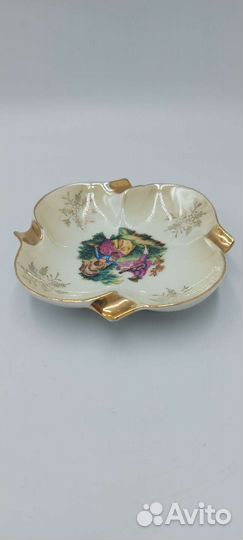 Антикварная пепельница.Галантные сцены.Германия