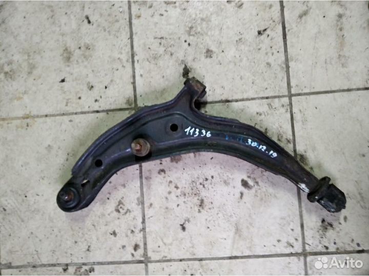 Рычаг перед левый Nissan Micra K11 March 11