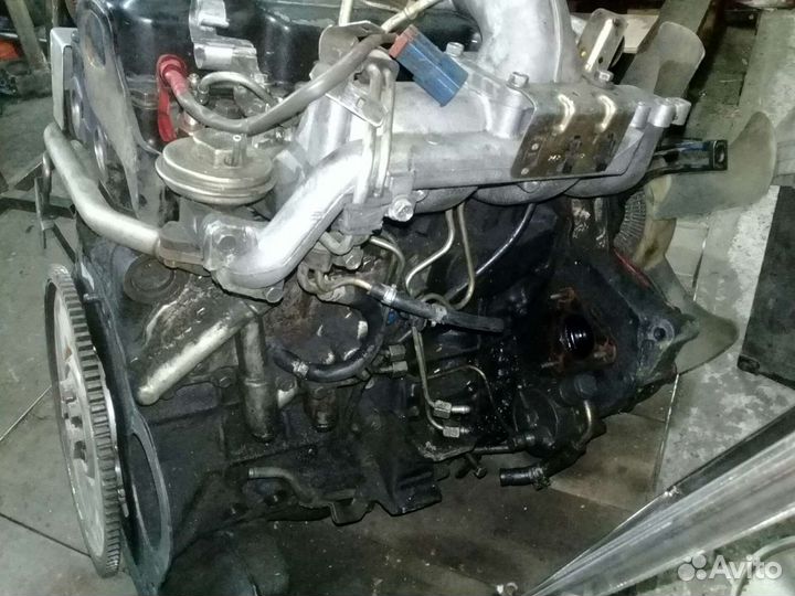 Мотор TD27 TD27T BD30 QD32 QD32ETI по запчастям