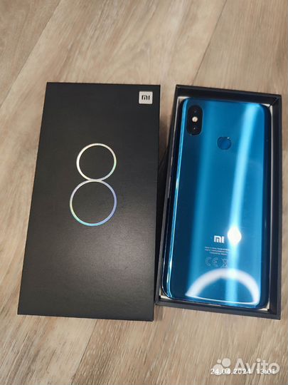 Xiaomi Mi 8, 6/64 ГБ