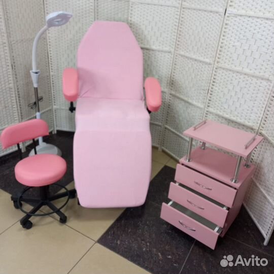 Косметологическое кресло