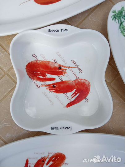 Набор закусочных тарелок. Новые. Фарфор