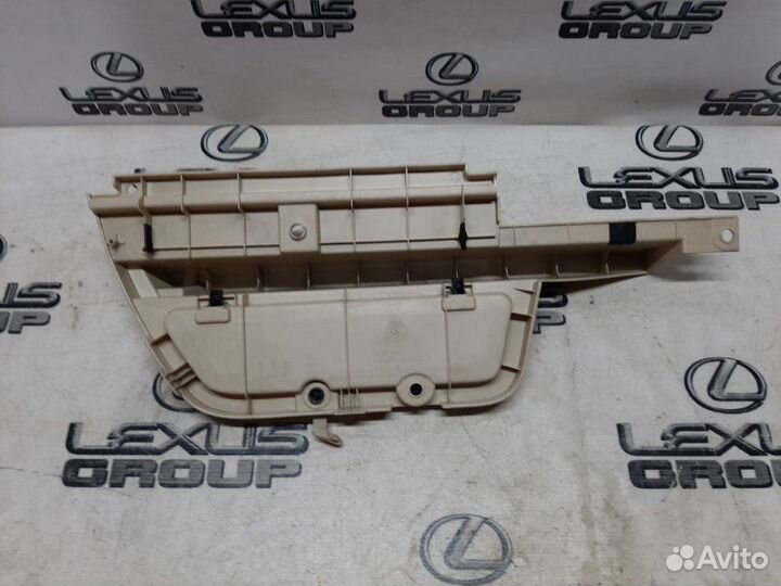 Ящик багажного отделения лев. Lexus RX450h