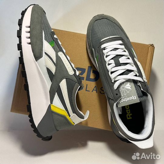 Кроссовки Reebok Classic Lifestyle LUX новые