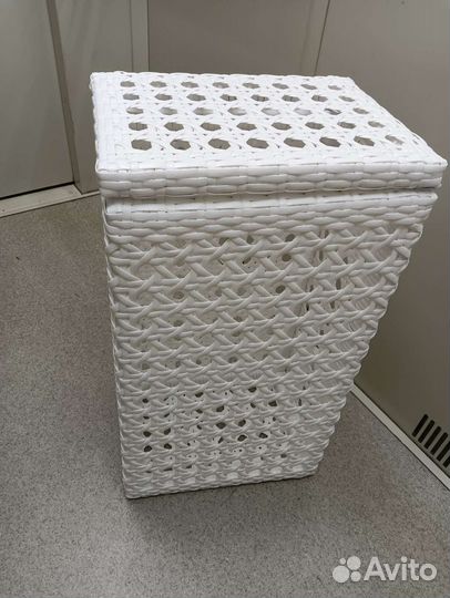 Корзина для белья из ротанга