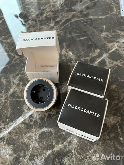 Розетка адаптер для трека