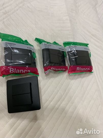 Выключатель двухклавишный Schneider