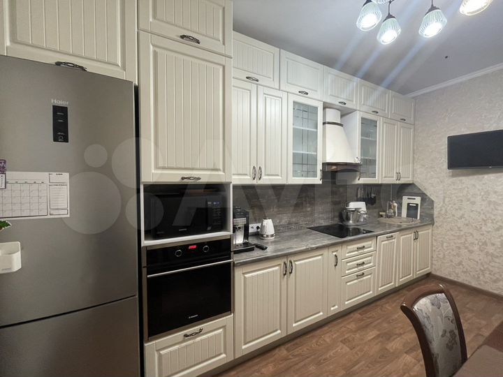 3-к. квартира, 71 м², 4/9 эт.