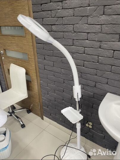 Лампа для косметолога