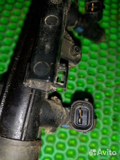 Топливная рампа Volkswagen Polo V CFN 2012