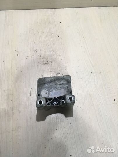 Кронштейн крепления растяжки BMW 5 E60 61