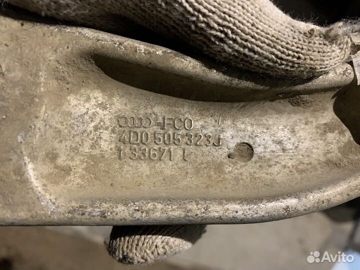 Задний рычаг audi a8 d2