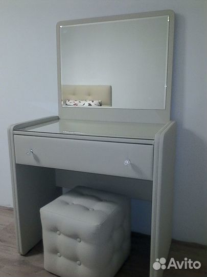 Туалетный столик