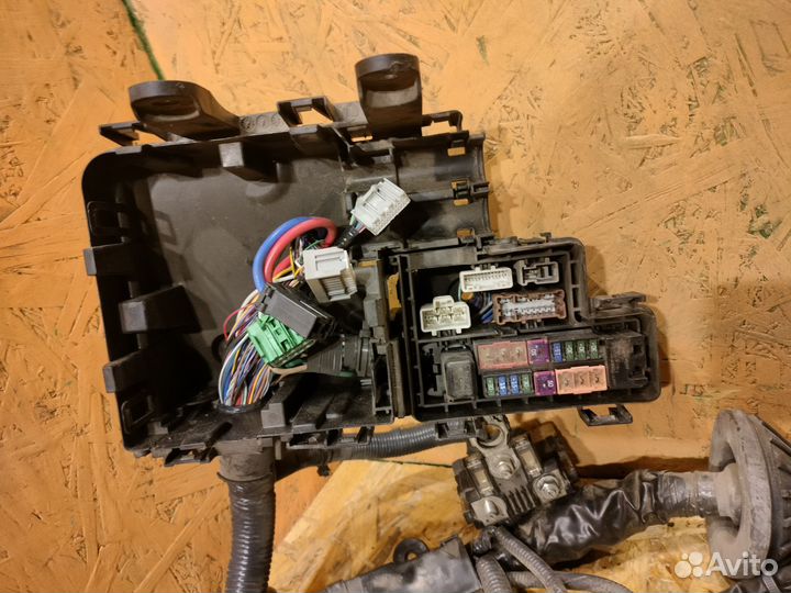 X-trail t32 R9M подкапотная проводка