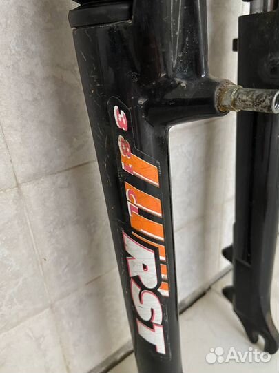 Вилка резьбовая rst