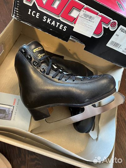 Коньки фигурные Roces