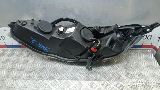 Фара правая peugeot 407 (9NK02MU01)