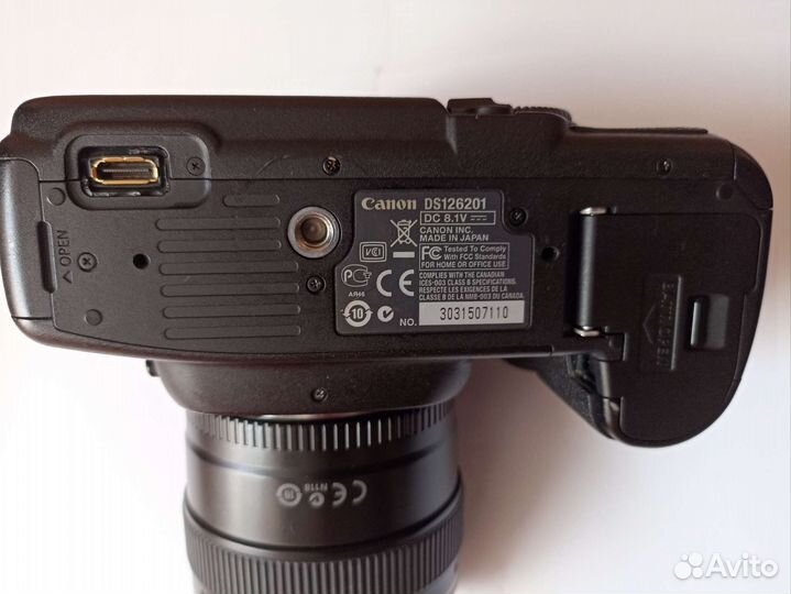 Canon 5d mark II + Canon 85 1.8 USM