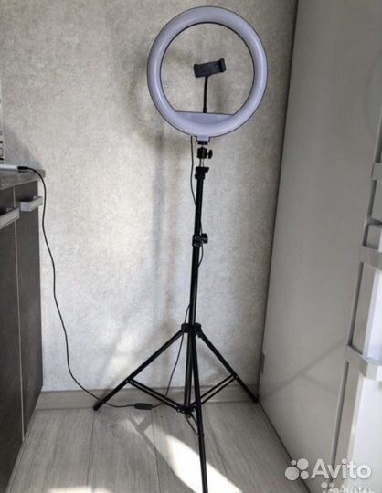 Лампа кольцевая 33 см