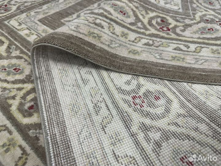 Ковер шерстяной 1.33х1.9 Турция