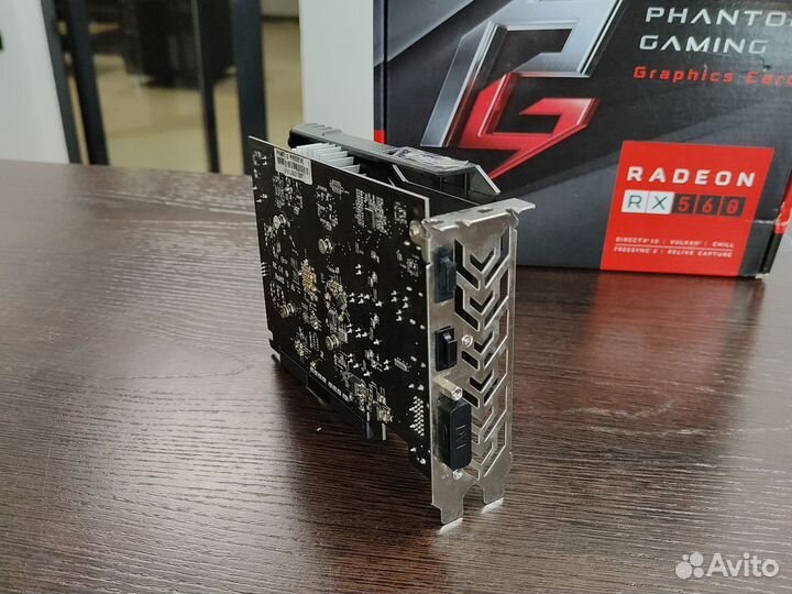 Видеокарта ASRock Phantom RX 560 4 Gb