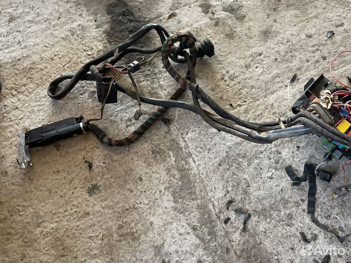 Салонная проводка б5+