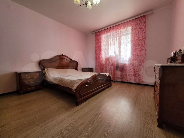 2-к. квартира, 73 м², 5/12 эт.