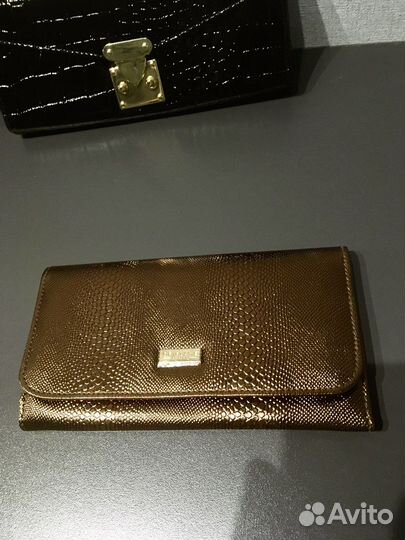 Сумочки и клатчи-кошельки